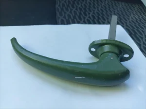 Ручка двери наружная в сборе 47-6105150-А.