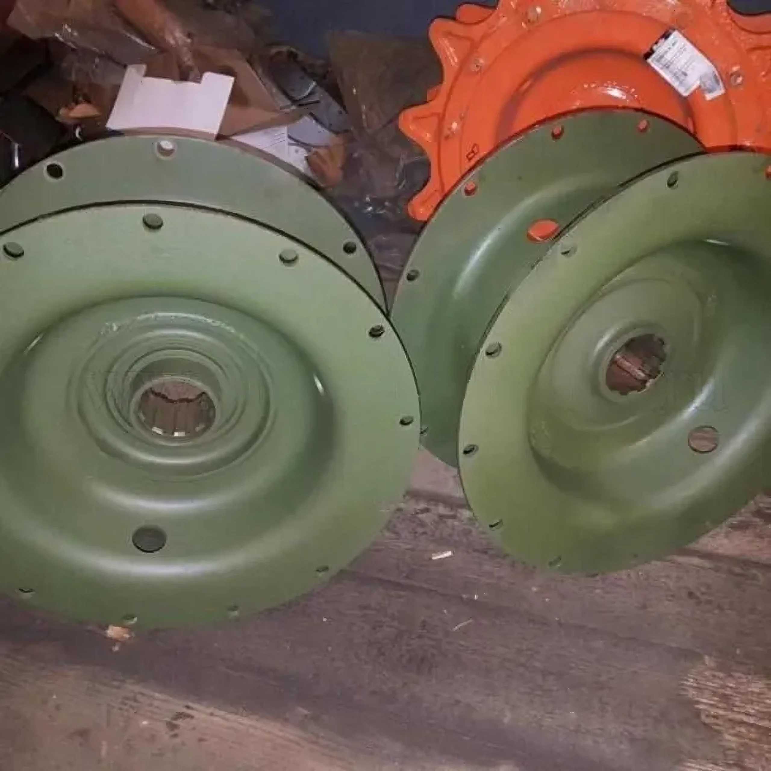 Ступица ведущего колеса 73-3202014