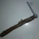 Валик выключения сцепления с рычагом 8.12.012